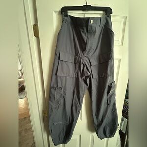 Harper woman’s Charcoal Cargo Pants